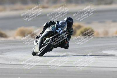 media/Dec-05-2025-CVMA Friday Practice (Fri) [[303bad9a84]]/4-Racer 4-Trackday 1/Session 2 (Turn 14)/